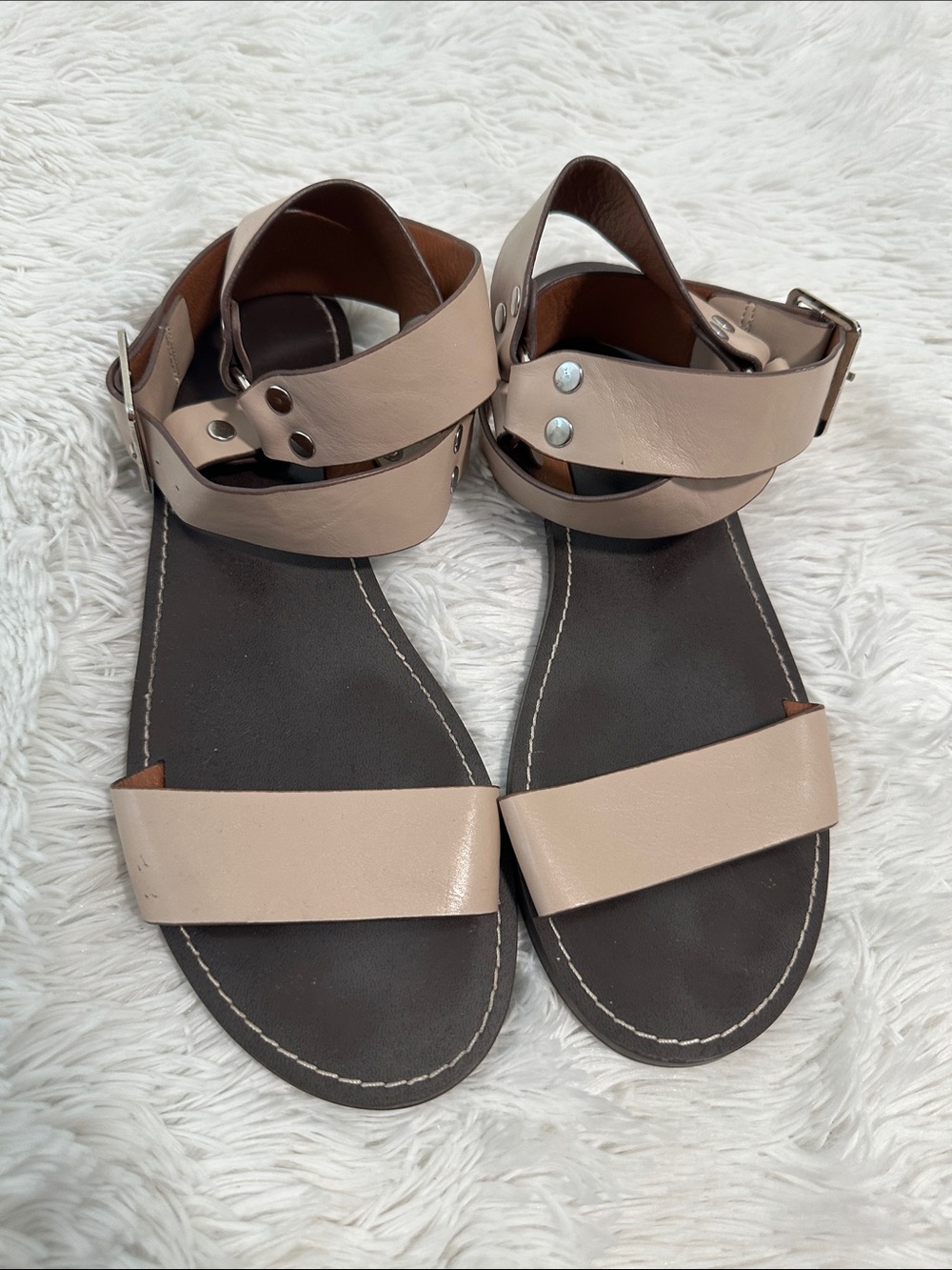 🕯️ Mi.iM Sandals